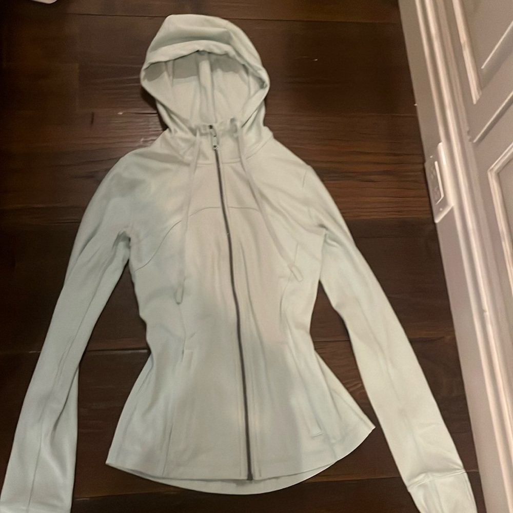 size 2 lululemon define hooded jacket